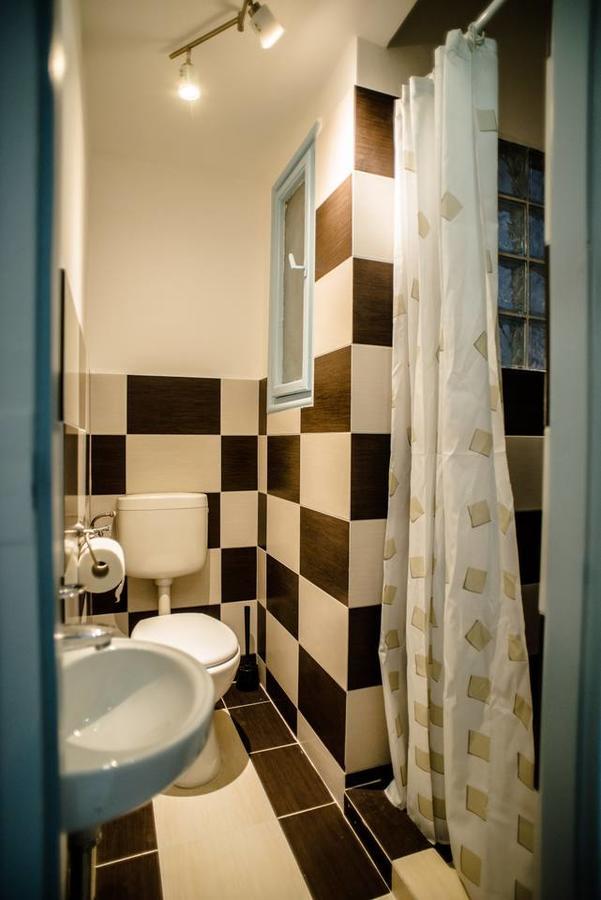 Central New Home With 3 Bedrooms, A/C And Balcony Βουδαπέστη Εξωτερικό φωτογραφία